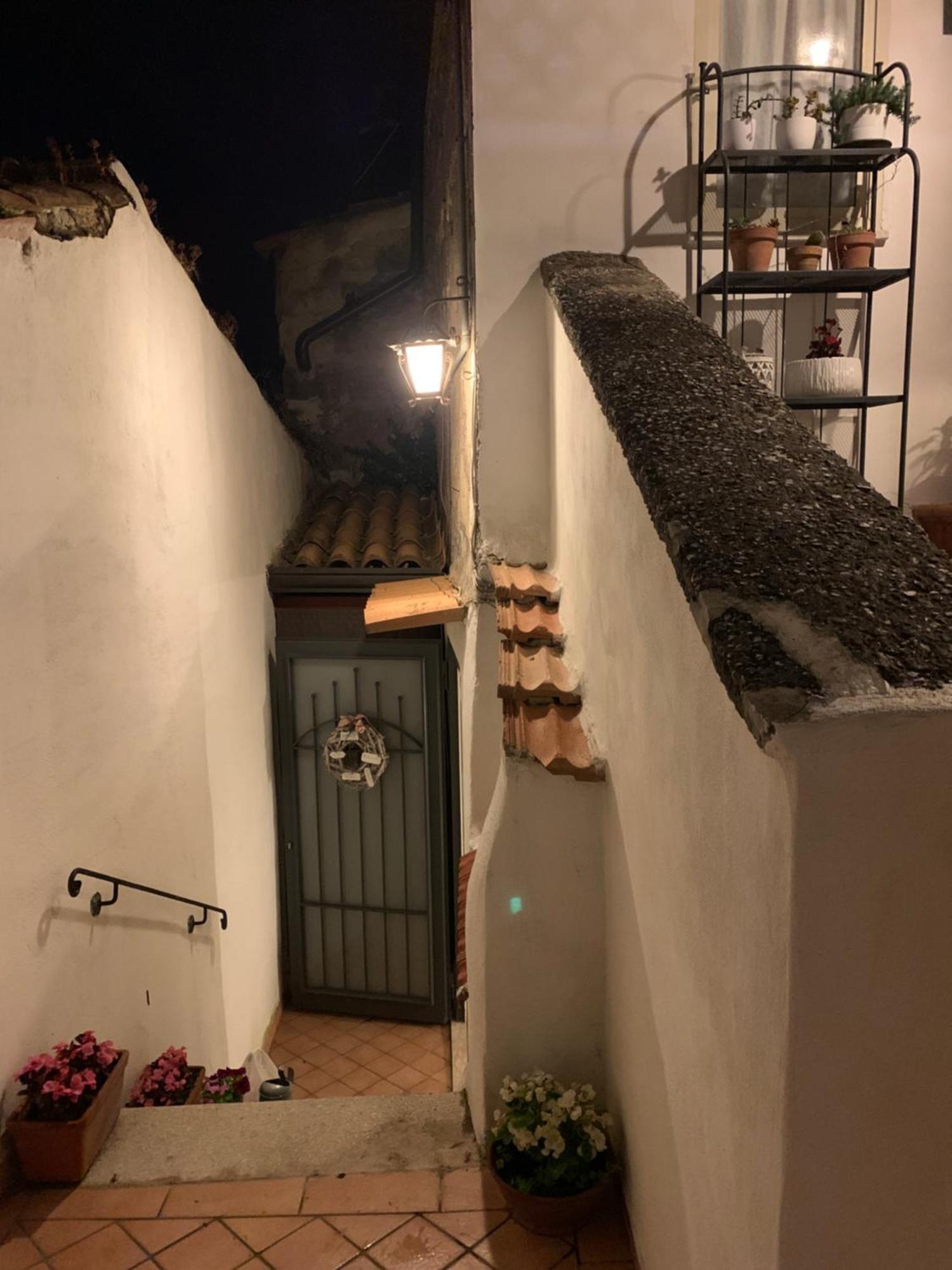 Appartamento La Porta Di San Domenico Sessa Aurunca Esterno foto